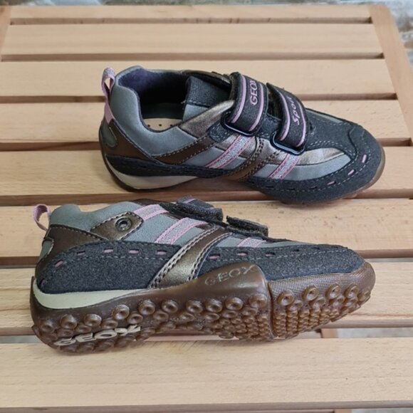 Geox Girl's Snake Girl Sneaker - Picture 3 of 4